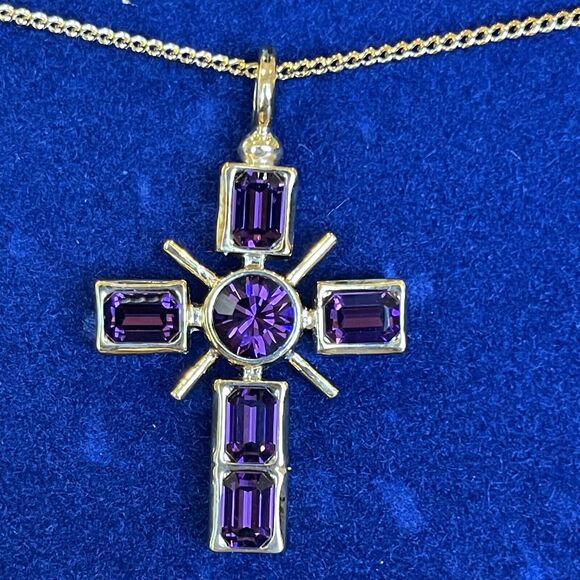 Camrose & Kross JBK Purple Rhinestone Reversible Cross Goldtone COA Original Box - Picture 2 of 10
